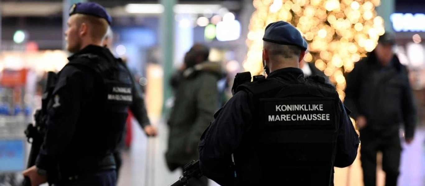 Η ολλανδική αστυνομία ερευνά 4 επιθέσεις με μαχαίρι - Καμία σύνδεση με τρομοκρατικό χτύπημα